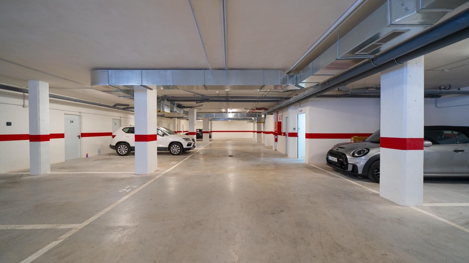 2 soveværelse Lejlighed til leje i Arenales del Sol med swimmingpool - € 1.300 (Ref: 9303663)