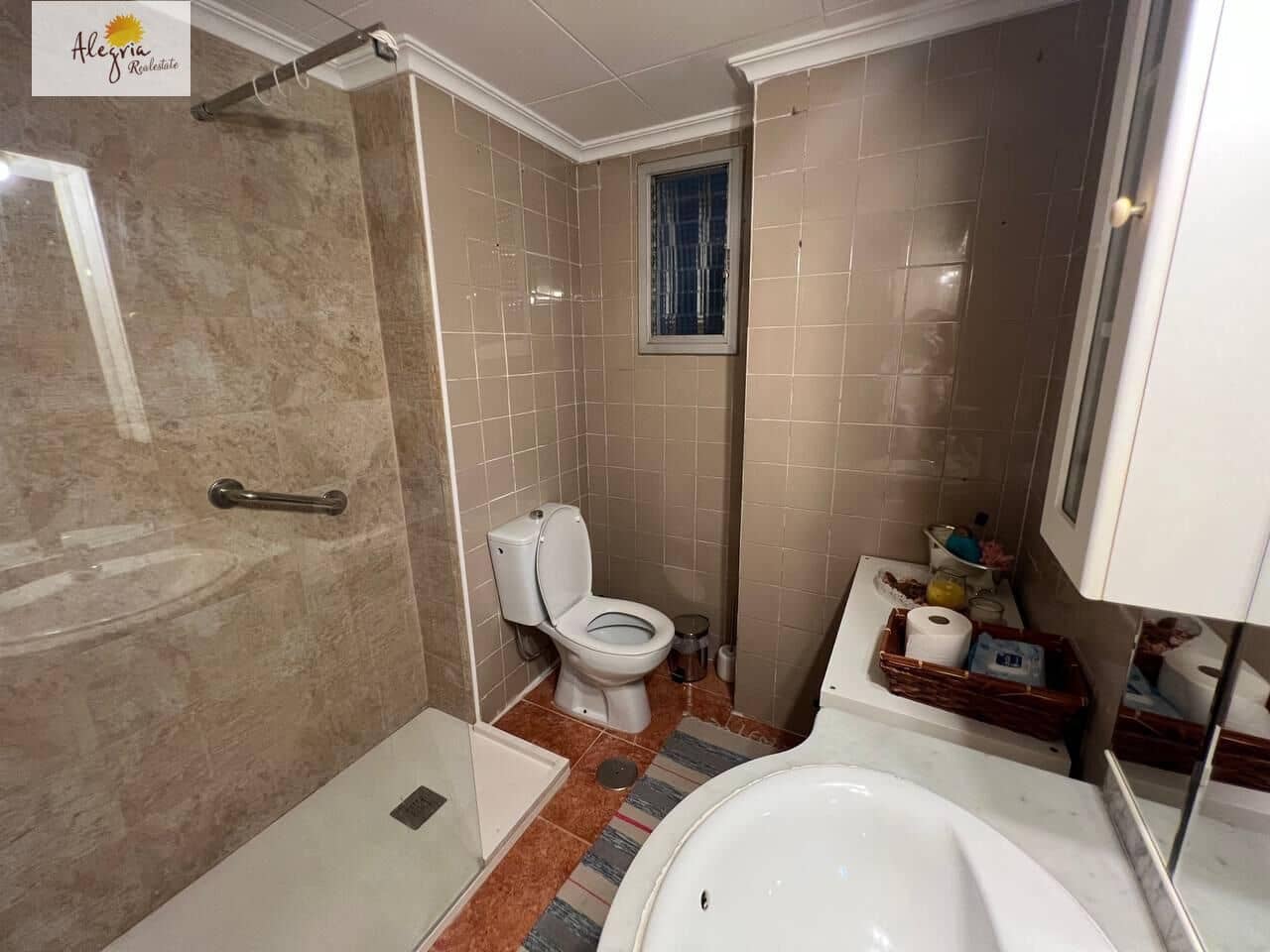 3 makuuhuone Huoneisto vuokrattavana paikassa Valencia kaupunki - 1 200 € (Ref: 9303665)