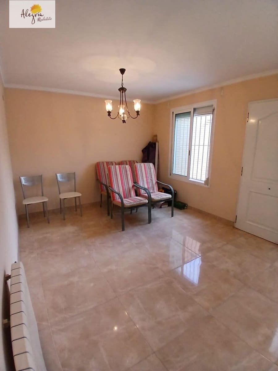 4 bedroom Townhouse for sale in Betera with pool garage - € 350,000 (Ref: 9305121)