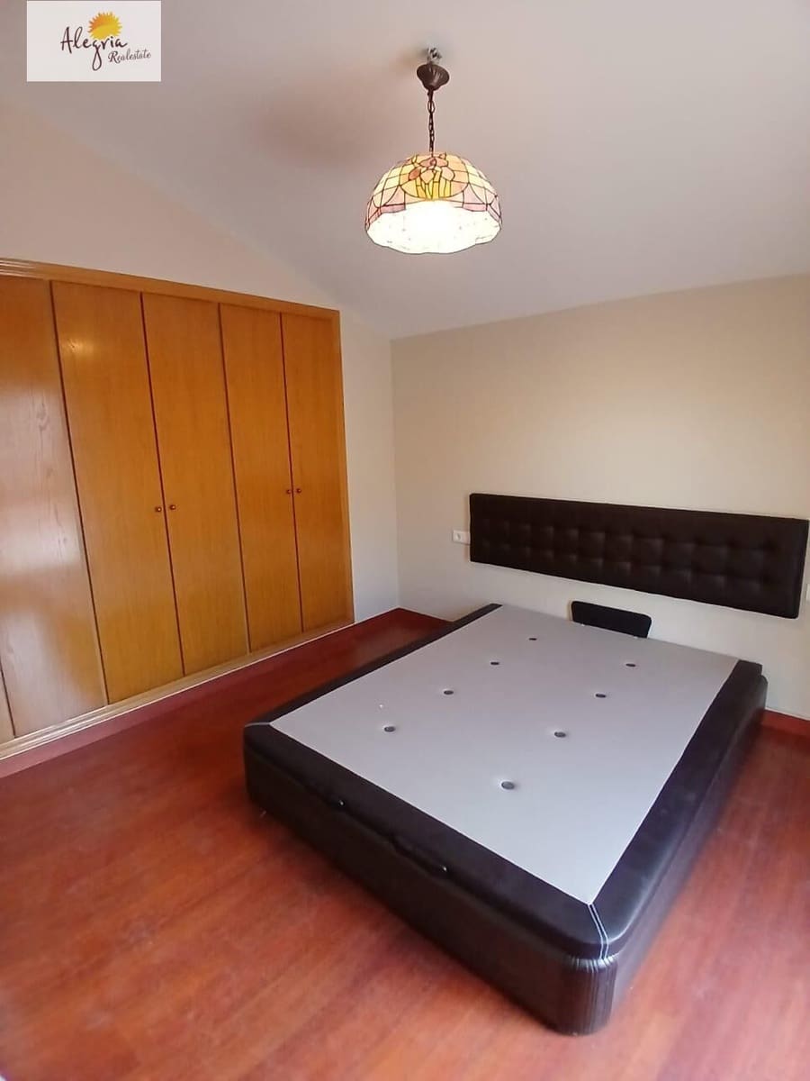 4 bedroom Townhouse for sale in Betera with pool garage - € 350,000 (Ref: 9305121)