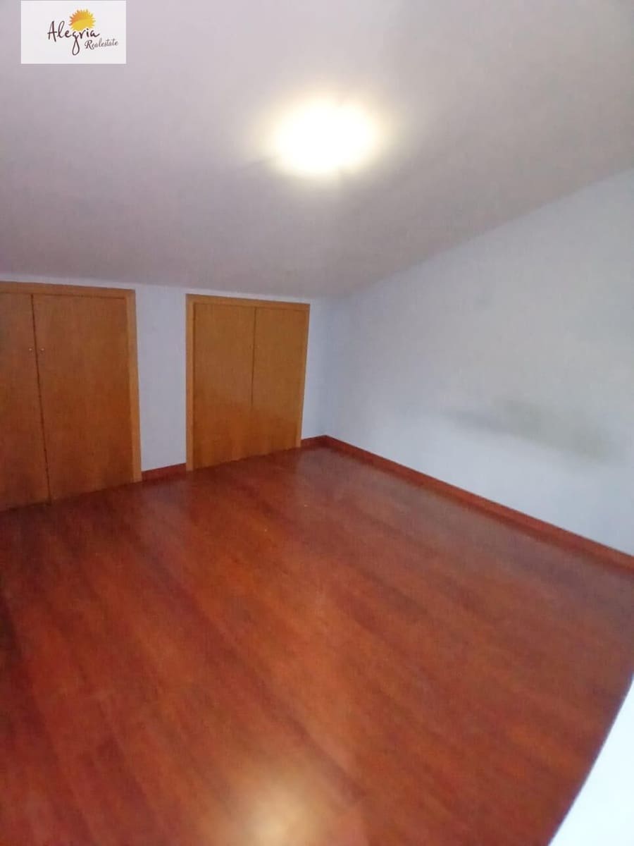 4 bedroom Townhouse for sale in Betera with pool garage - € 350,000 (Ref: 9305121)