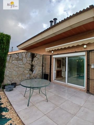 4 bedroom Townhouse for sale in Bétera with pool garage - € 350,000 (Ref: 9305121)