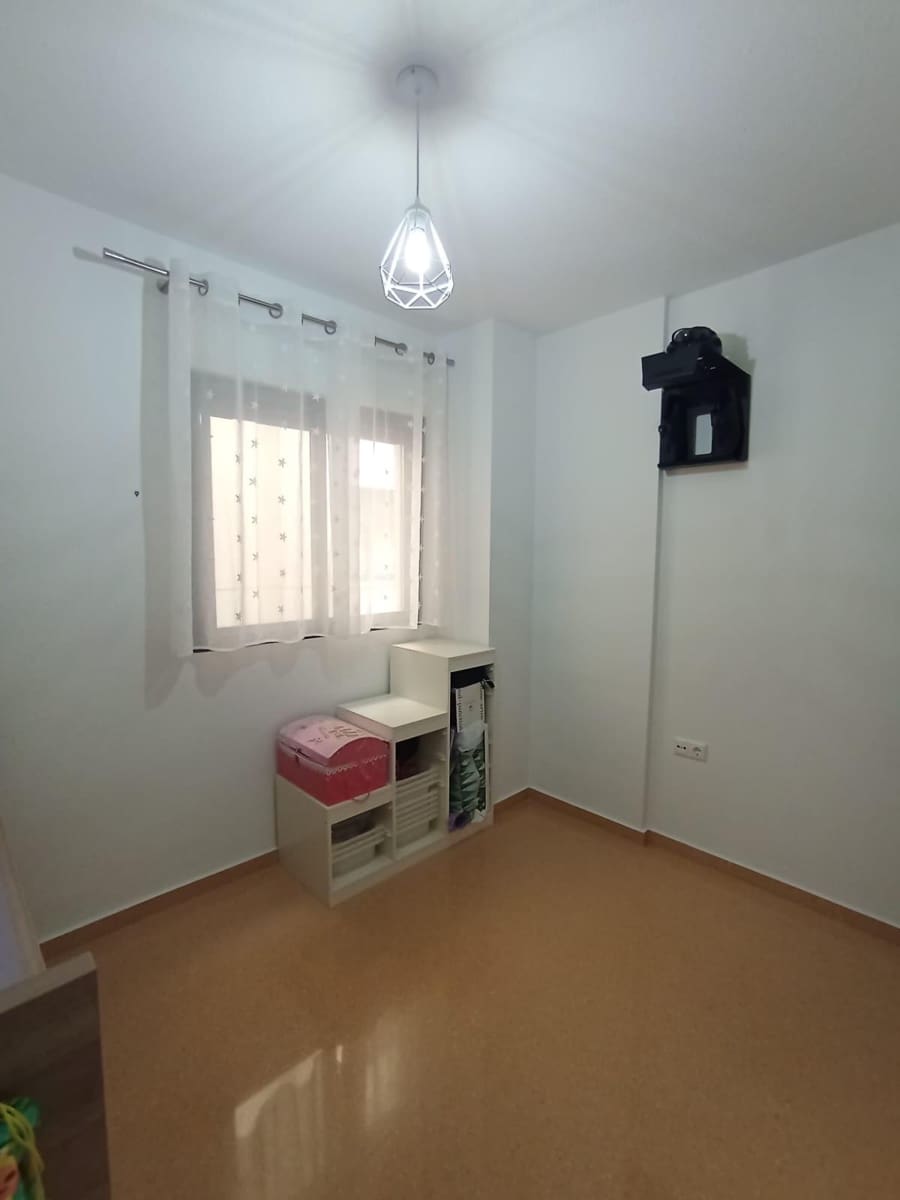 3 bedroom Apartment for sale in San Vicente / Sant Vicent del Raspeig with garage - € 225,000 (Ref: 9308612)