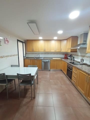 3 bedroom Apartment for sale in San Vicente / Sant Vicent del Raspeig with garage - € 225,000 (Ref: 9308612)