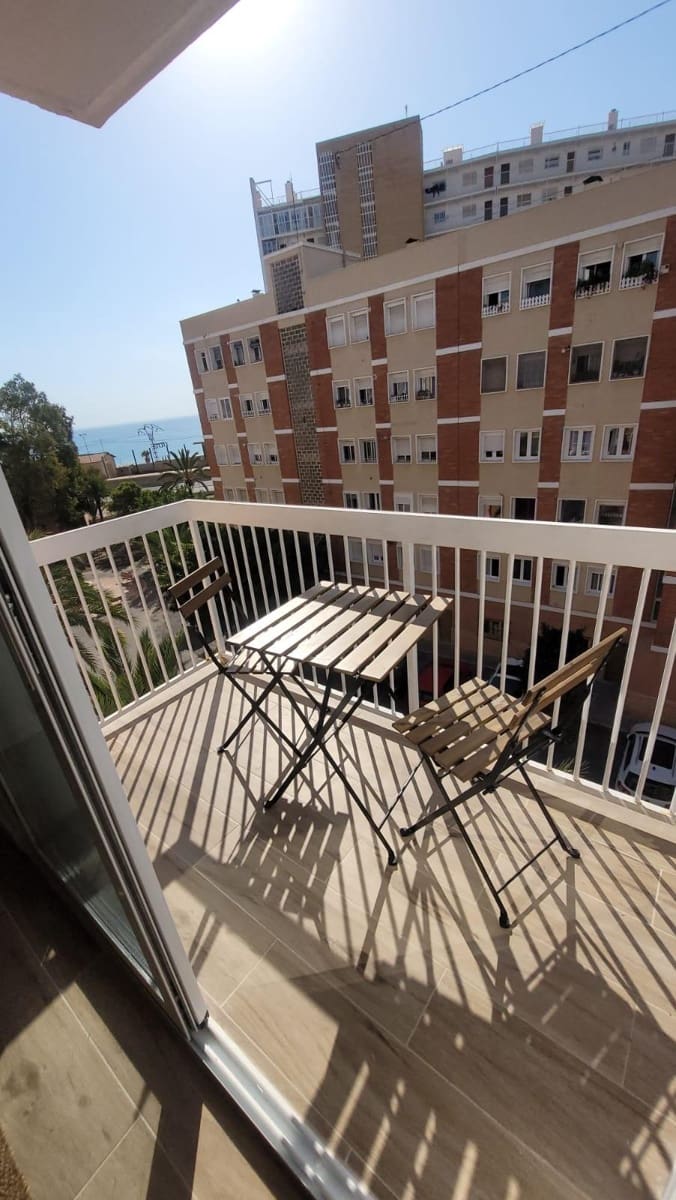 2 sypialnia Apartament na sprzedaż w Miasto Alicante / Alacant - 240 000 € (Ref: 9317932)
