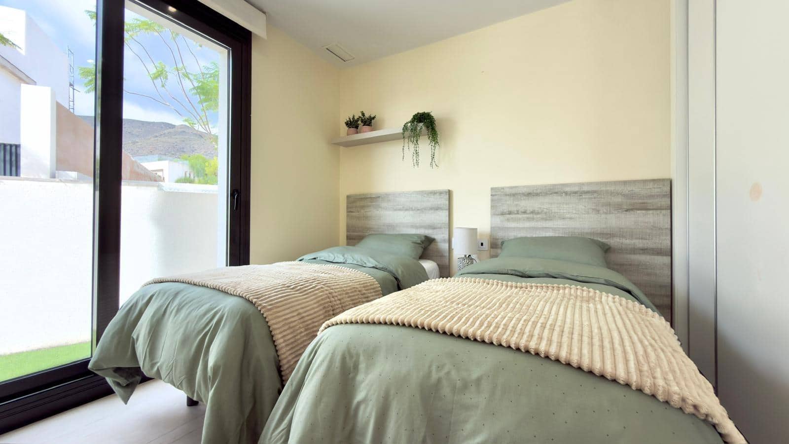 Apartamento de 3 habitaciones en Finestrat en alquiler con piscina - 2.500 € (Ref: 9322006)