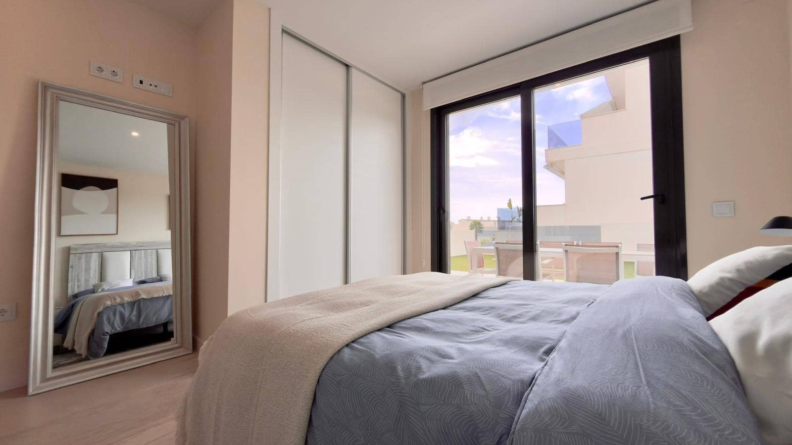 Apartamento de 3 habitaciones en Finestrat en alquiler con piscina - 2.500 € (Ref: 9322006)