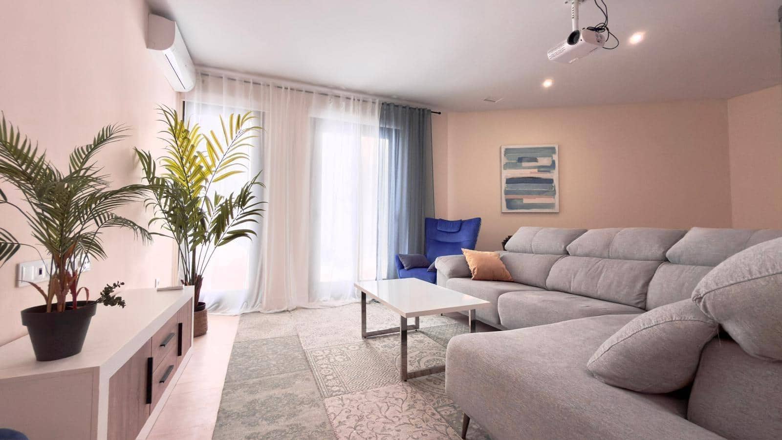 Apartamento de 3 habitaciones en Finestrat en alquiler con piscina - 2.500 € (Ref: 9322006)
