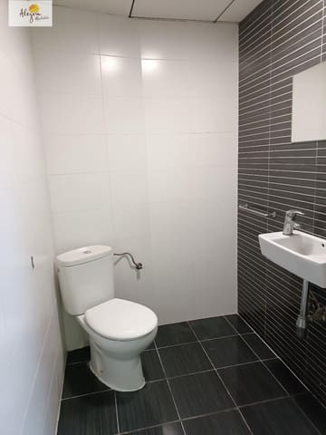 3 camera da letto Commerciale da affittare in Burjassot - 700 € (Rif: 9326554)