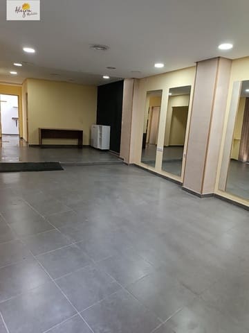 3 camera da letto Commerciale da affittare in Burjassot - 700 € (Rif: 9326554)