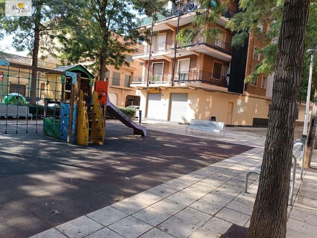 3 camera da letto Commerciale da affittare in Burjassot - 700 € (Rif: 9326554)