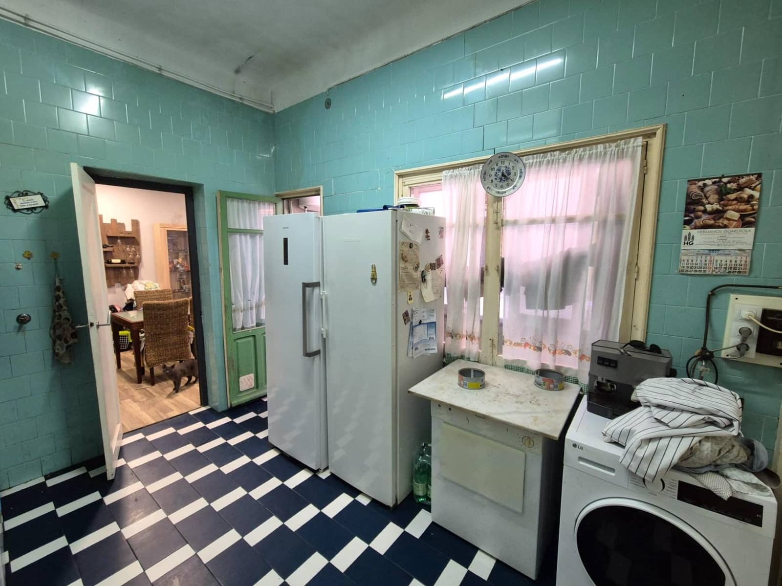 8 sovrum Kommersiell till salu i Alicante stad - 495 000 € (Ref: 9338143)