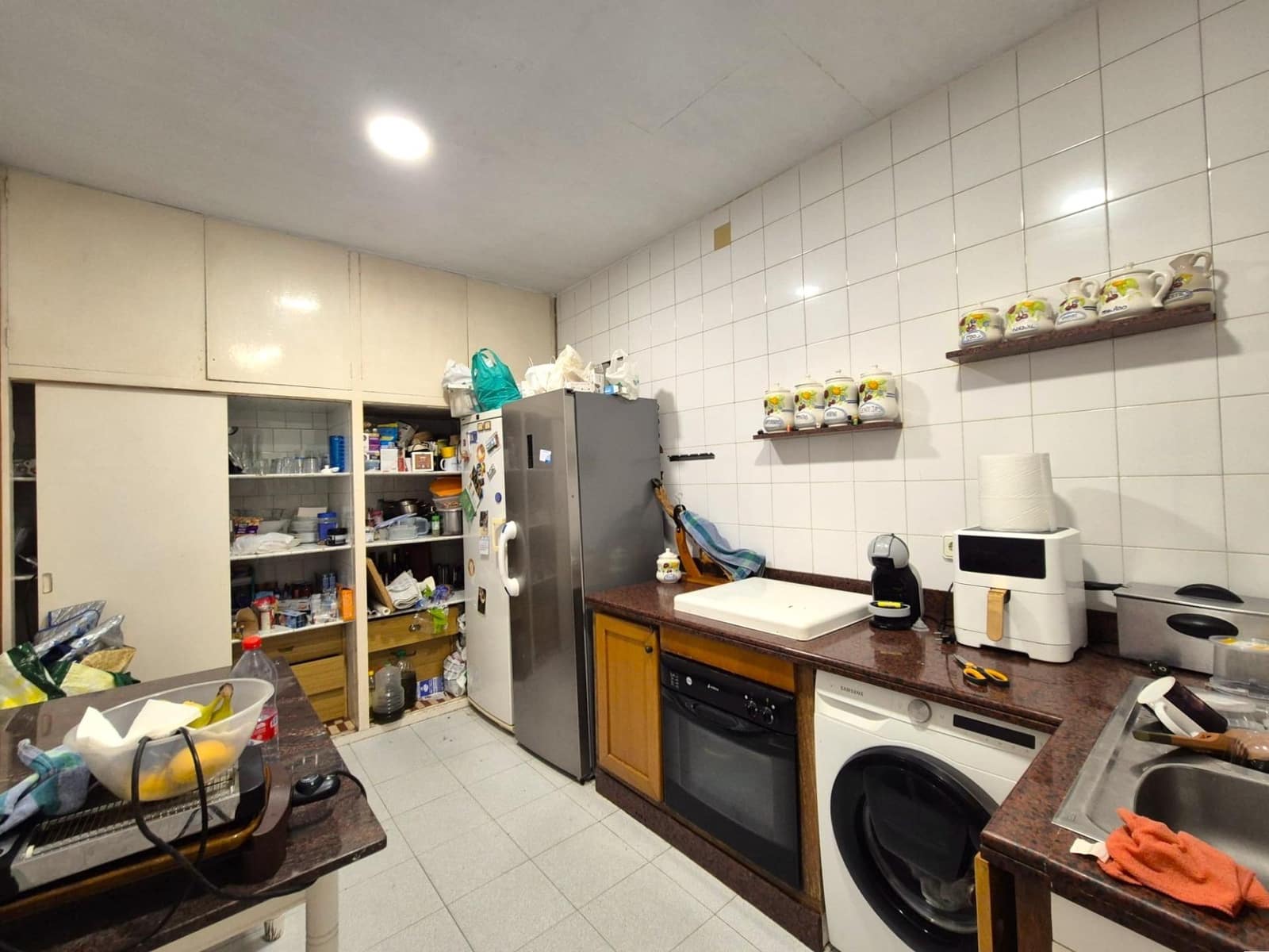 8 sovrum Kommersiell till salu i Alicante stad - 495 000 € (Ref: 9338143)