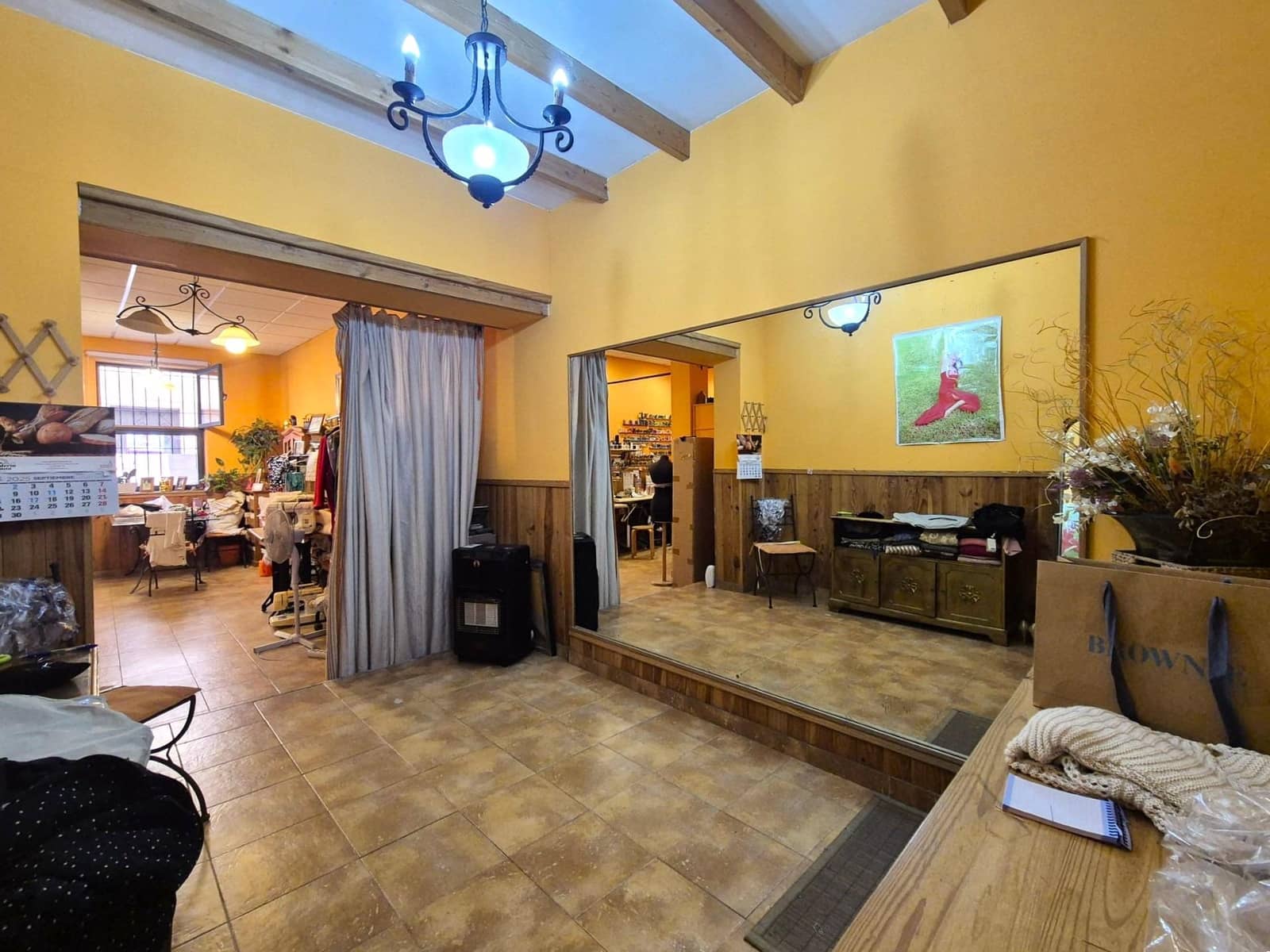 8 sovrum Kommersiell till salu i Alicante stad - 495 000 € (Ref: 9338143)