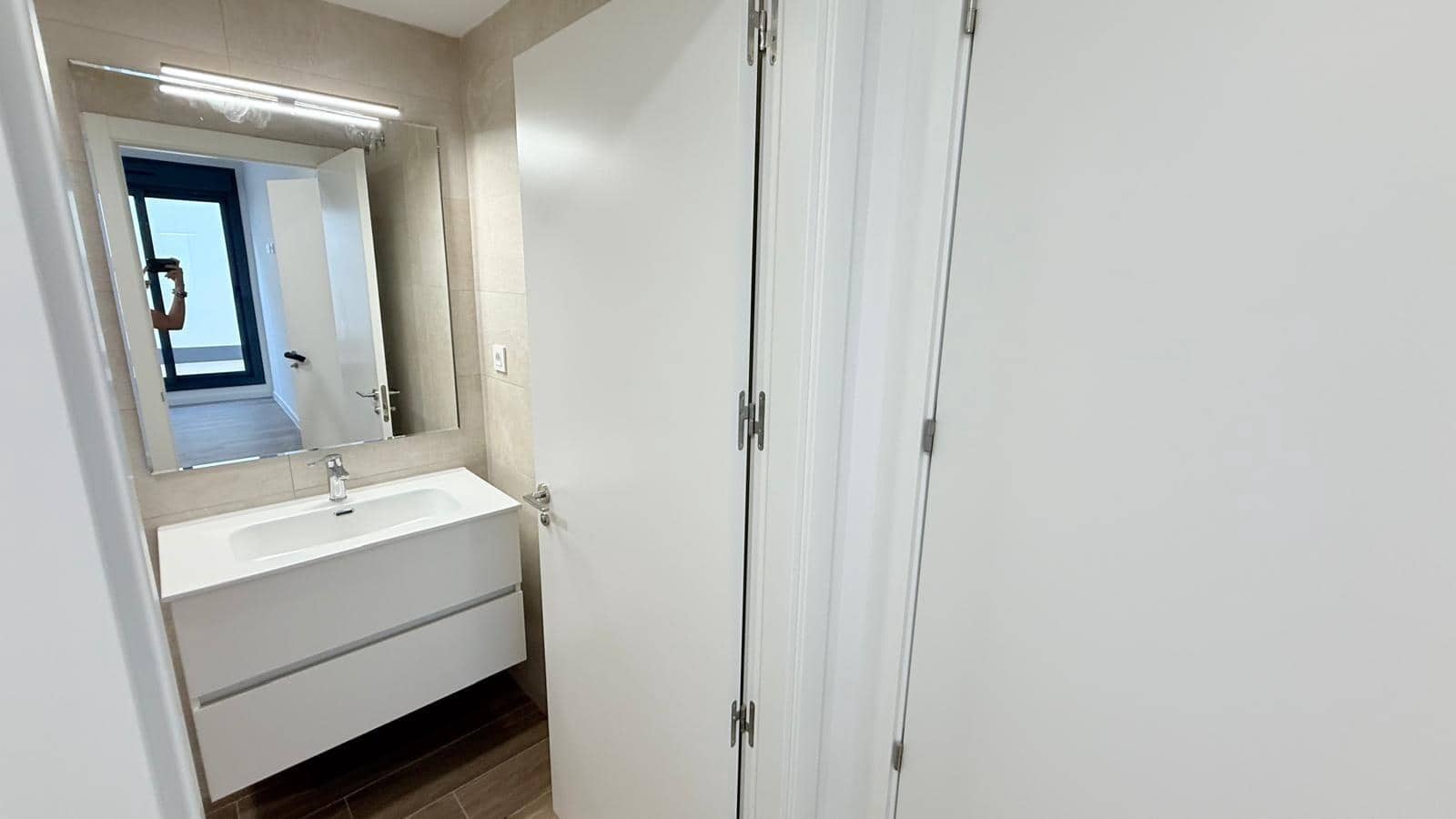 Apartamento de 2 habitaciones en San Juan de Alicante / Sant Joan d'Alacant en alquiler con piscina garaje - 1.700 € (Ref: 9341304)