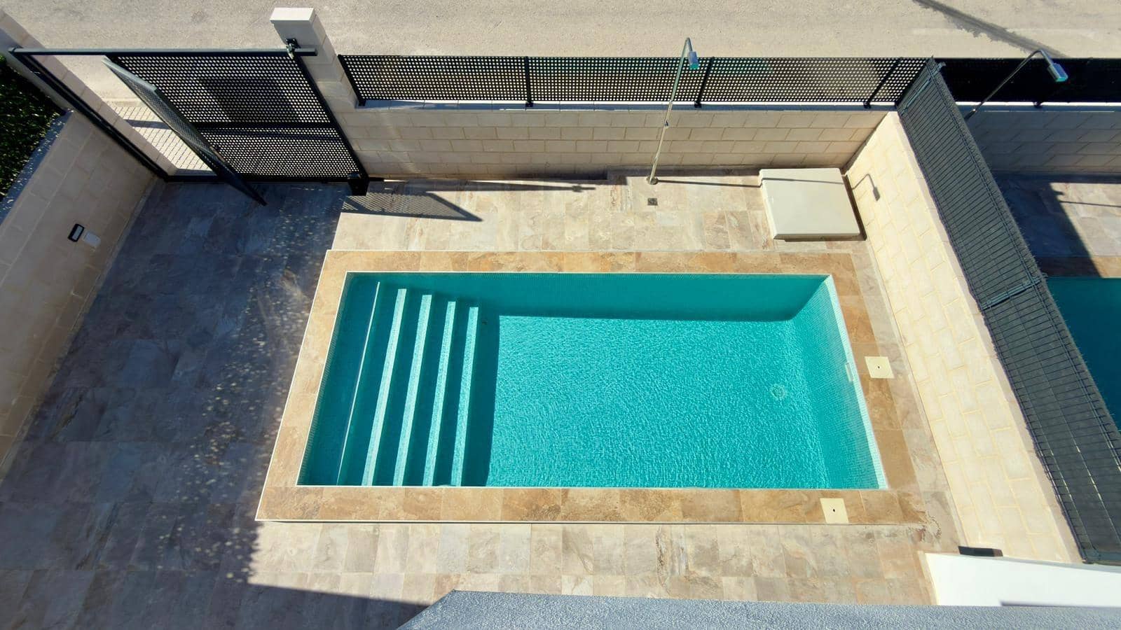 3 bedroom Villa for sale in Polop with pool - € 449,000 (Ref: 9344895)