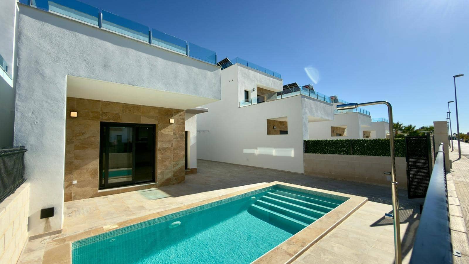 3 bedroom Villa for sale in Polop with pool - € 449,000 (Ref: 9344895)