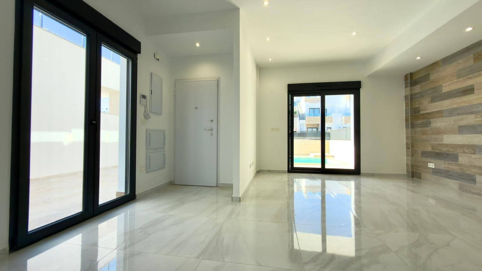 3 bedroom Villa for sale in Polop with pool - € 449,000 (Ref: 9344895)