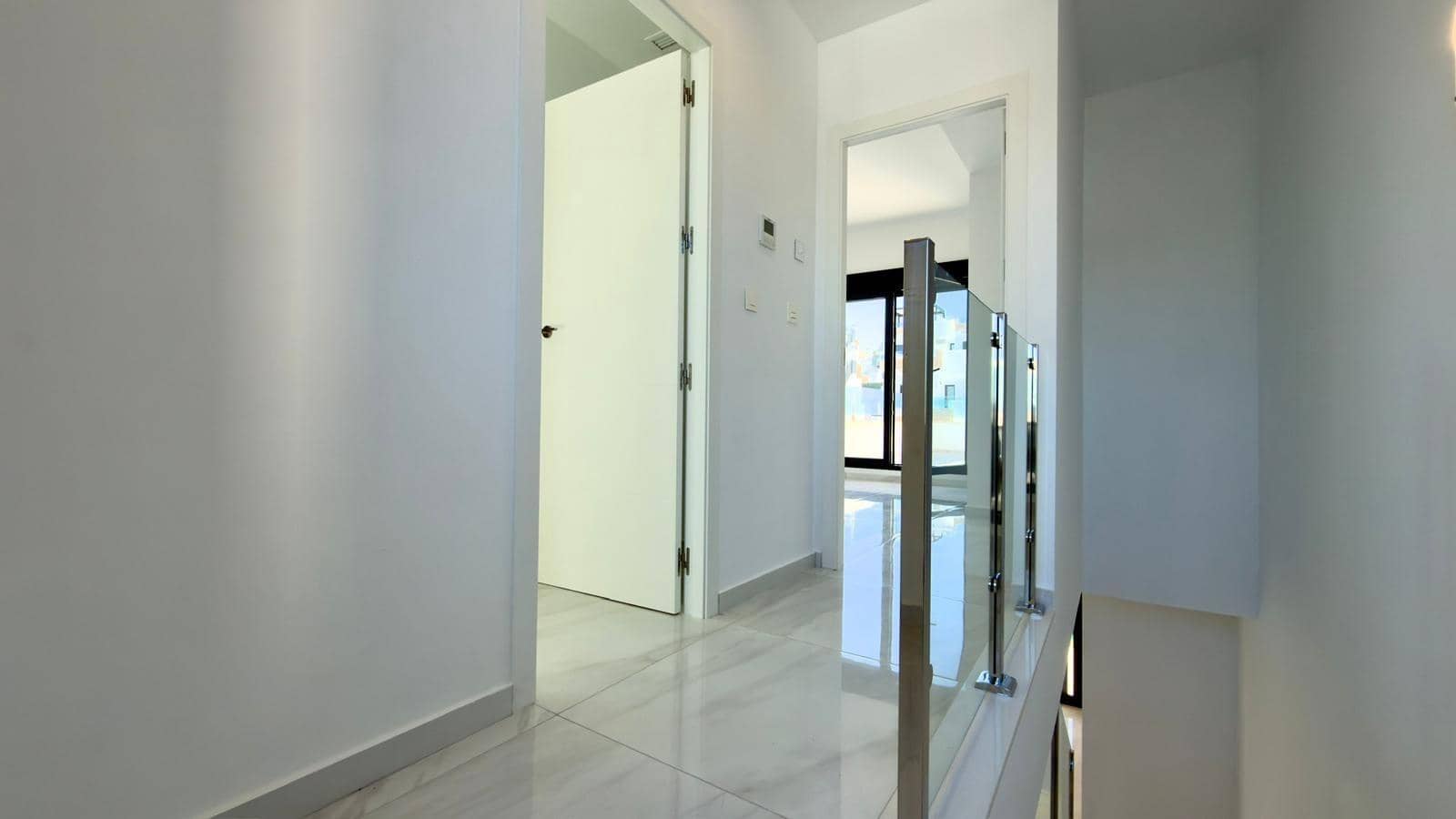 3 bedroom Villa for sale in Polop with pool - € 449,000 (Ref: 9344895)