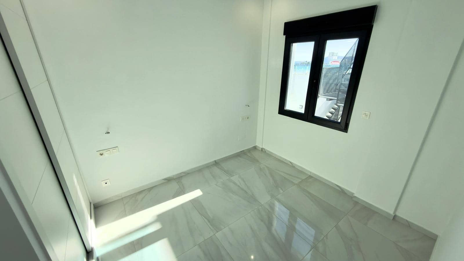 3 bedroom Villa for sale in Polop with pool - € 449,000 (Ref: 9344895)