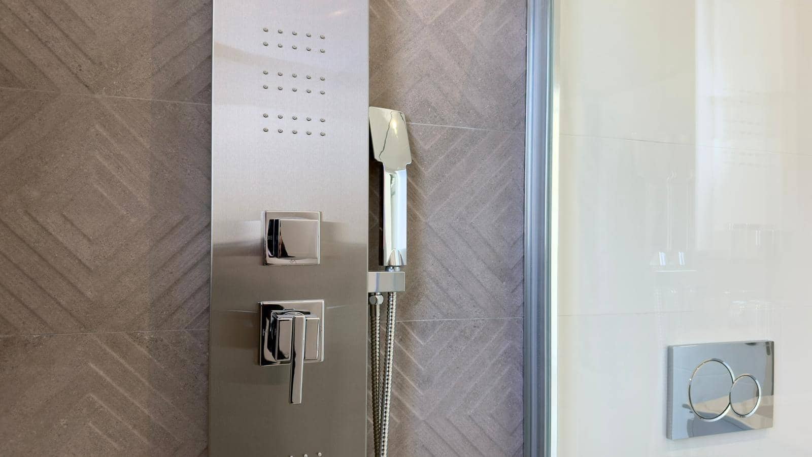 3 bedroom Villa for sale in Polop with pool - € 449,000 (Ref: 9344895)