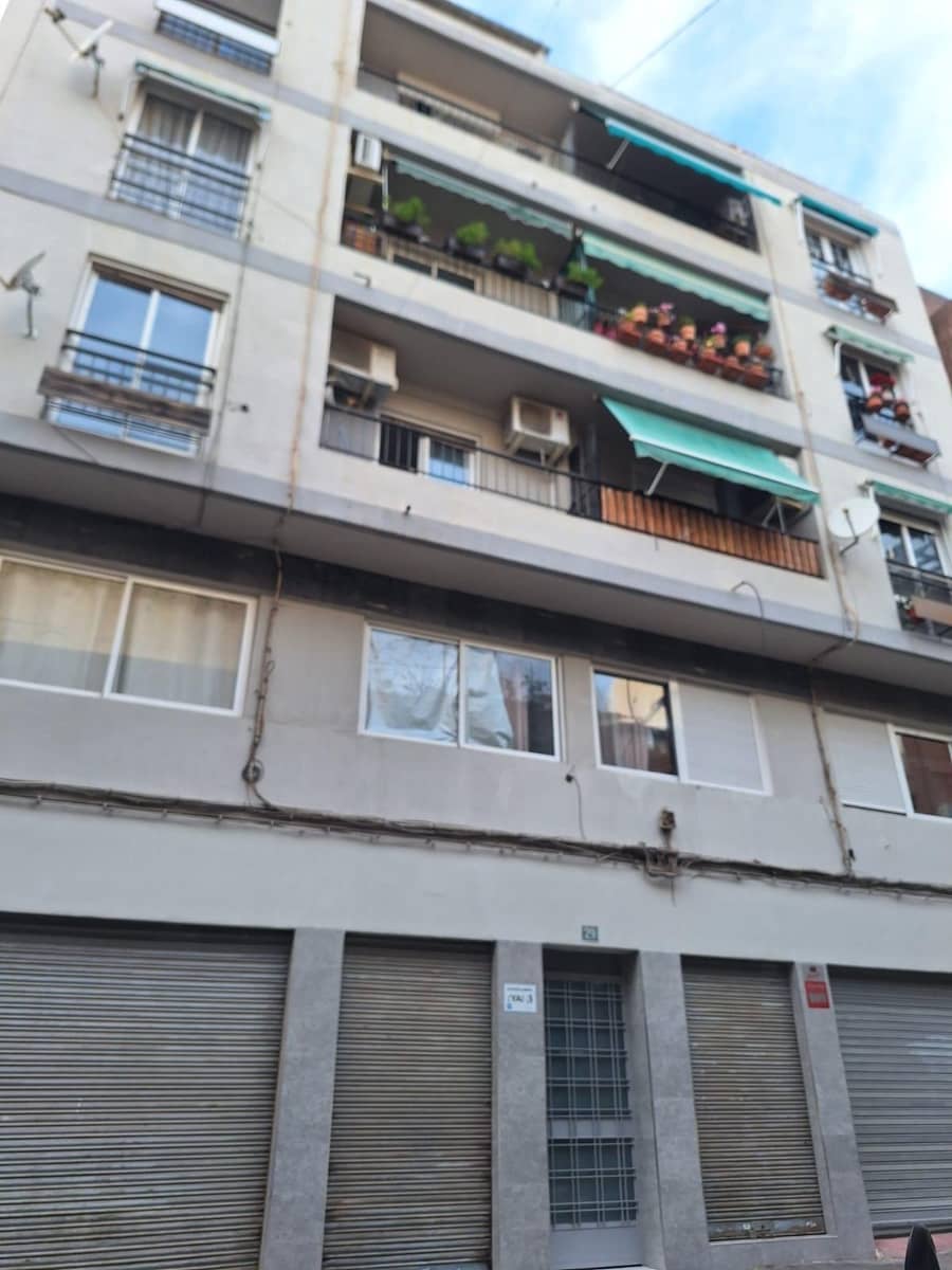 3 makuuhuone Asunto myytävänä paikassa Alicante kaupunki - 179 000 € (Ref: 9344896)