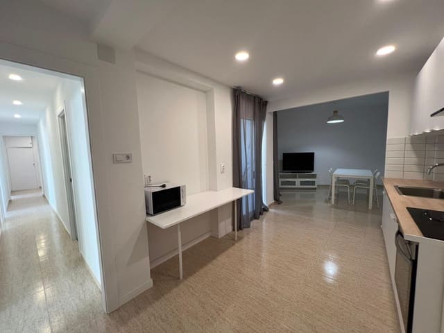 4 bedroom Apartment for rent in Alicante / Alacant city - € 1,300 (Ref: 9347441)