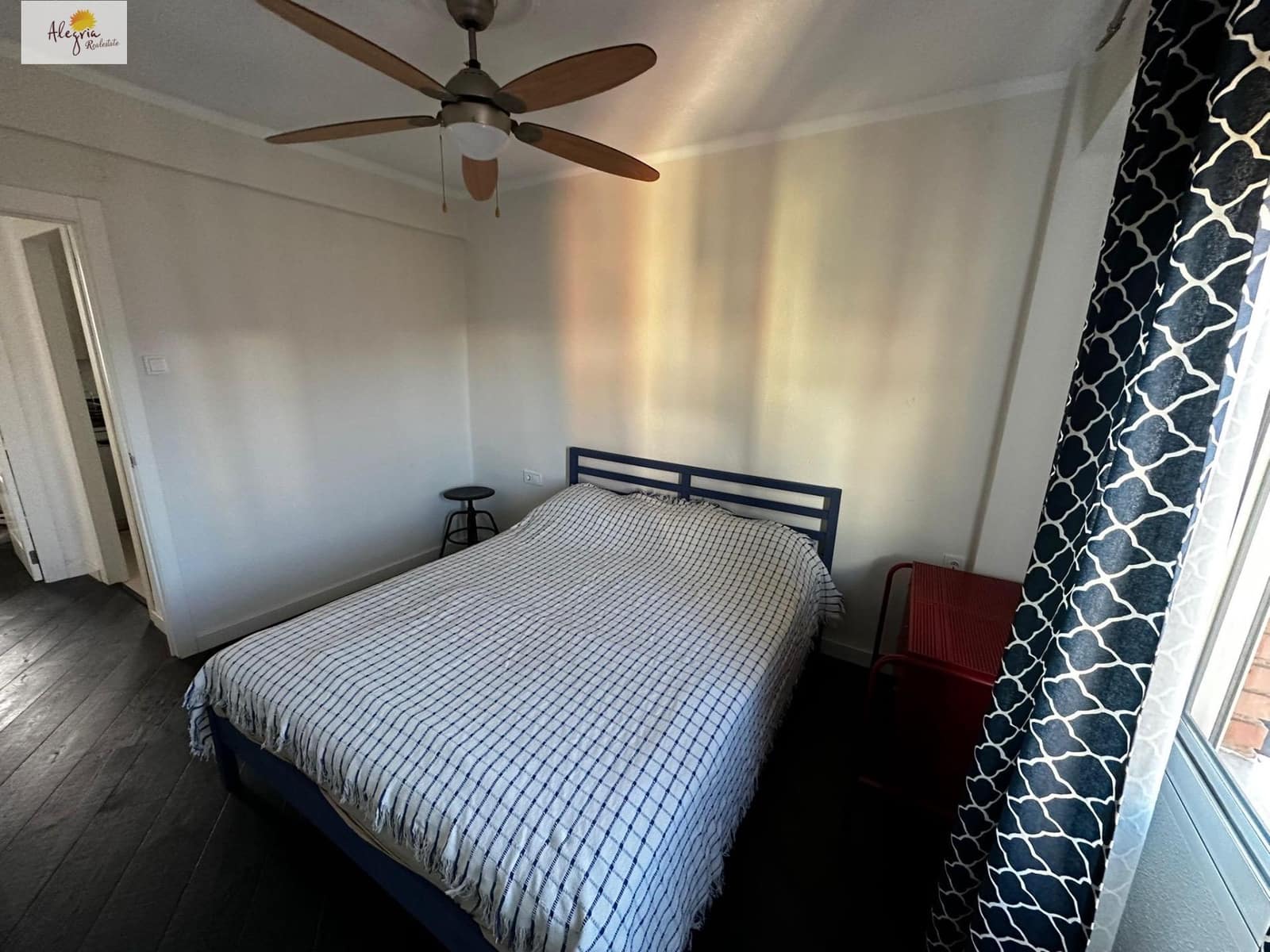 2 bedroom Apartment for rent in Valencia city - € 1,300 (Ref: 9353698)