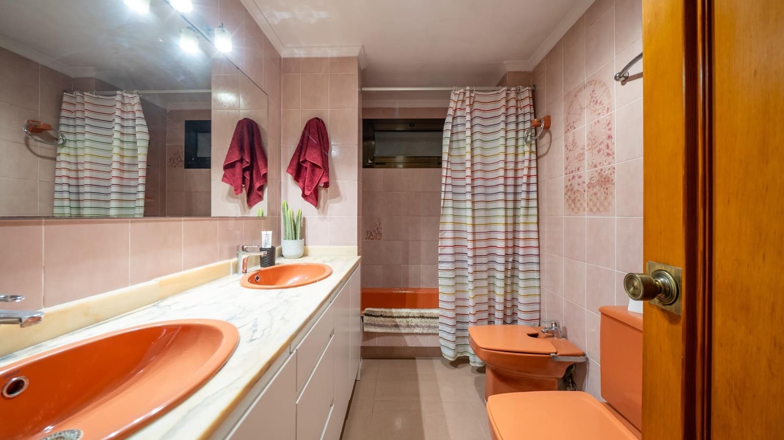 2 makuuhuone Asunto myytävänä paikassa Alicante kaupunki - 495 000 € (Ref: 9353701)