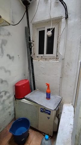 Commerciale da affittare in Carolinas Bajas, Alicante città - 750 € (Rif: 9355945)