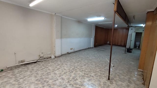 Commerciale da affittare in Carolinas Bajas, Alicante città - 750 € (Rif: 9355945)