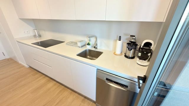 2 soveværelse Lejlighed til leje i San Juan de Alicante / Sant Joan d'Alacant med swimmingpool garage - € 1.700 (Ref: 9362437)