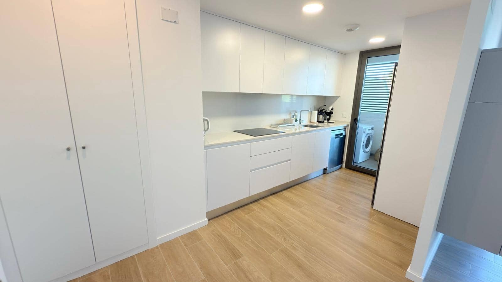 2 soveværelse Lejlighed til leje i San Juan de Alicante / Sant Joan d'Alacant med swimmingpool garage - € 1.700 (Ref: 9362437)