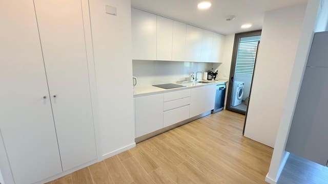 2 soveværelse Lejlighed til leje i San Juan de Alicante / Sant Joan d'Alacant med swimmingpool garage - € 1.700 (Ref: 9362437)