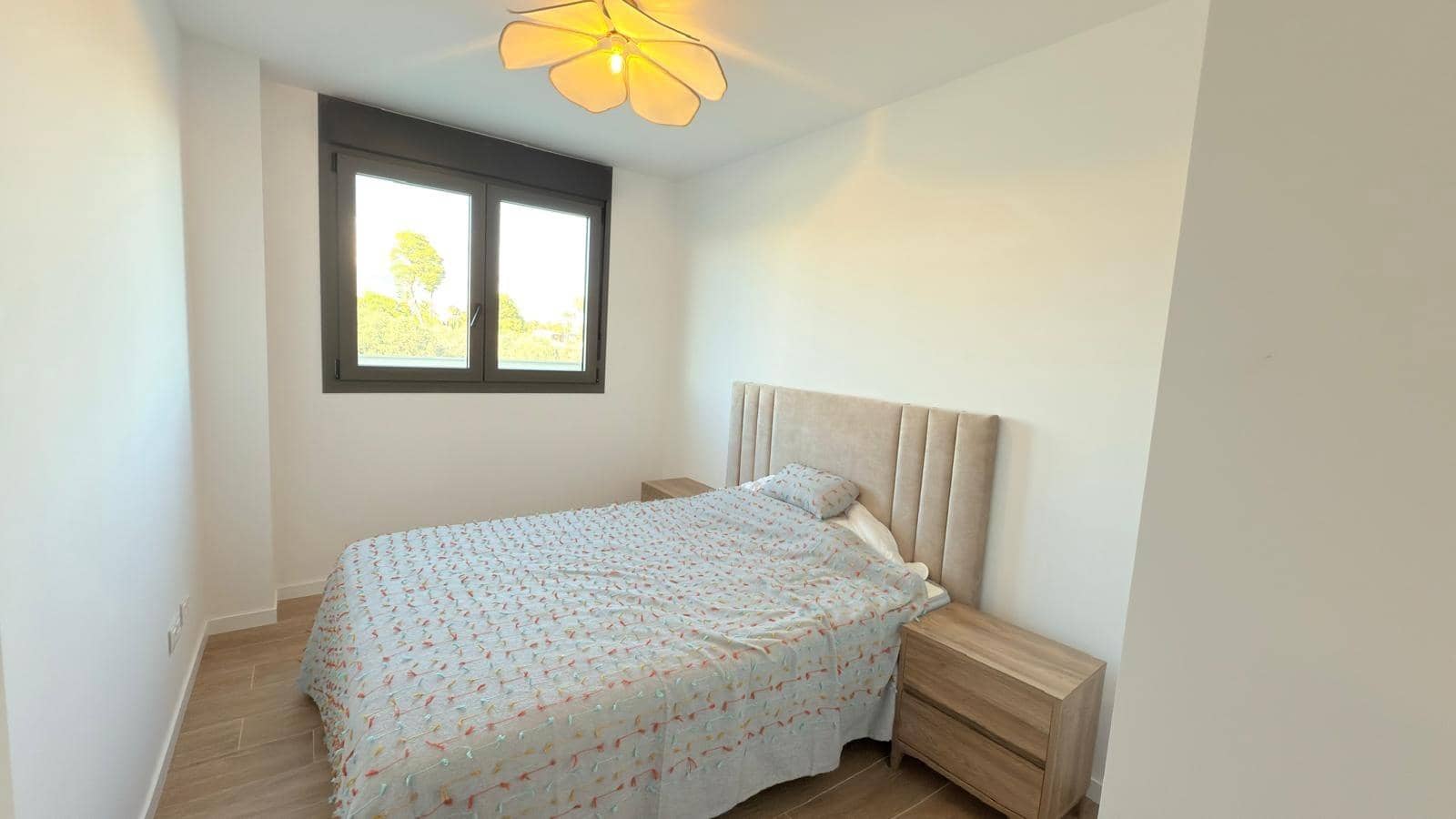 2 soveværelse Lejlighed til leje i San Juan de Alicante / Sant Joan d'Alacant med swimmingpool garage - € 1.700 (Ref: 9362437)