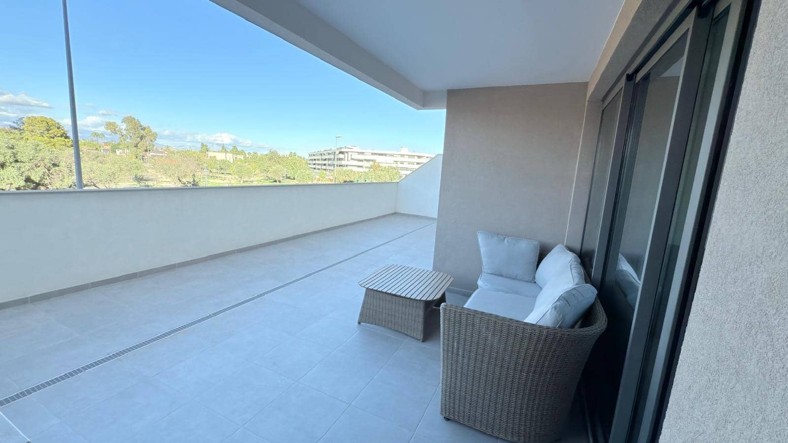 2 soveværelse Lejlighed til leje i San Juan de Alicante / Sant Joan d'Alacant med swimmingpool garage - € 1.700 (Ref: 9362437)