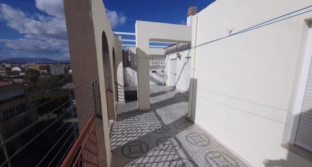 Penthouse de 4 chambres à louer à Los Ángeles, Alicante ville avec garage - 1 500 € (Ref: 9362438)