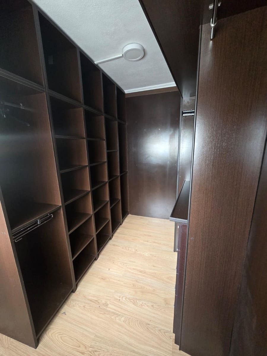 4 bedroom Penthouse for rent in Alicante / Alacant city with garage - € 1,500 (Ref: 9362438)