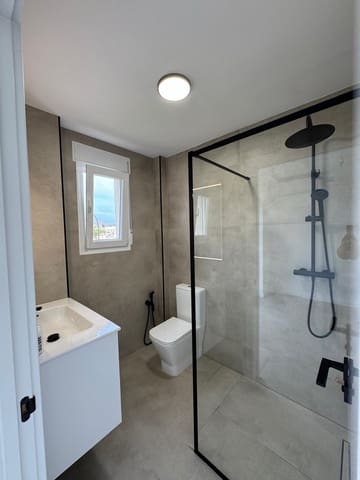 3 soveværelse Villa til salg i El Campello med garage - € 550.000 (Ref: 9374382)