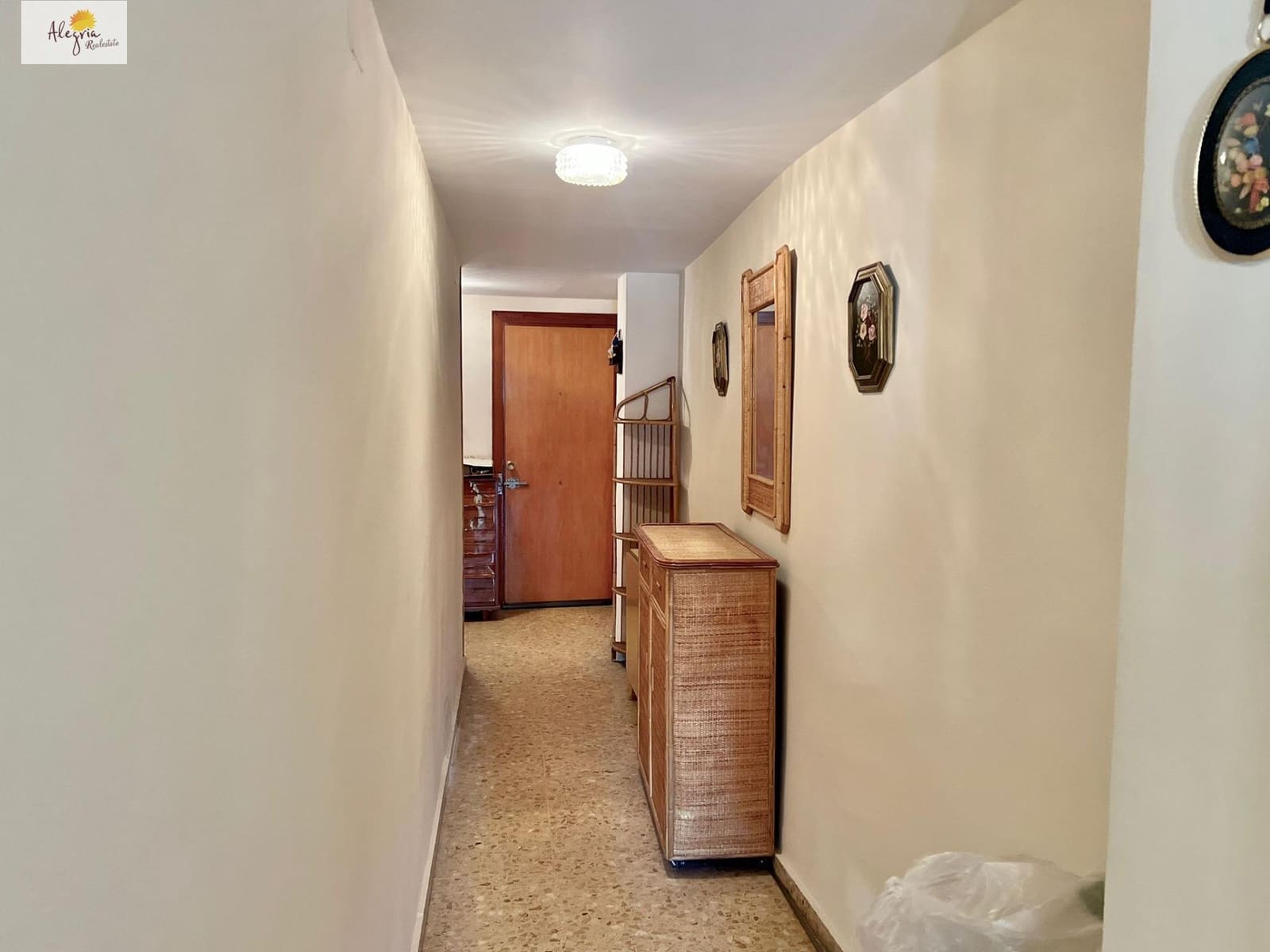 1 soverom Leilighet til salgs i Gandia - € 130 000 (Ref: 9374383)