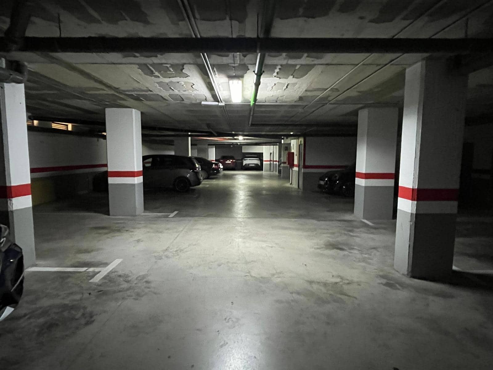 2 soverom Leilighet til salgs i Alicante by med svømmebasseng garasje - € 340 000 (Ref: 9379140)