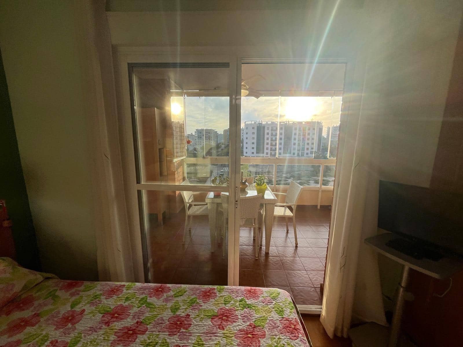 2 soverom Leilighet til salgs i Alicante by med svømmebasseng garasje - € 340 000 (Ref: 9379140)