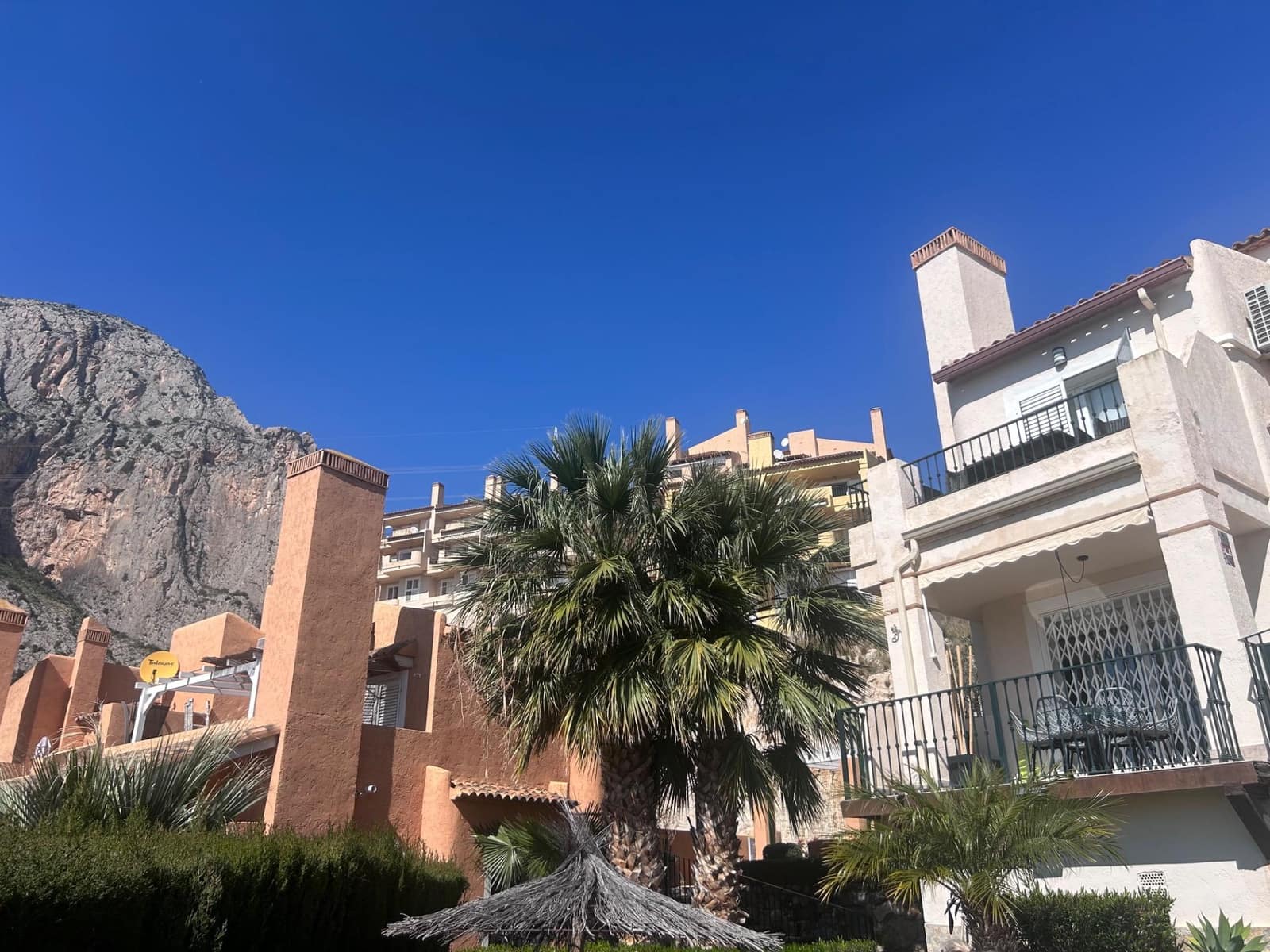 3 sovrum Radhus till salu i Altea med pool - 365 000 € (Ref: 9379141)