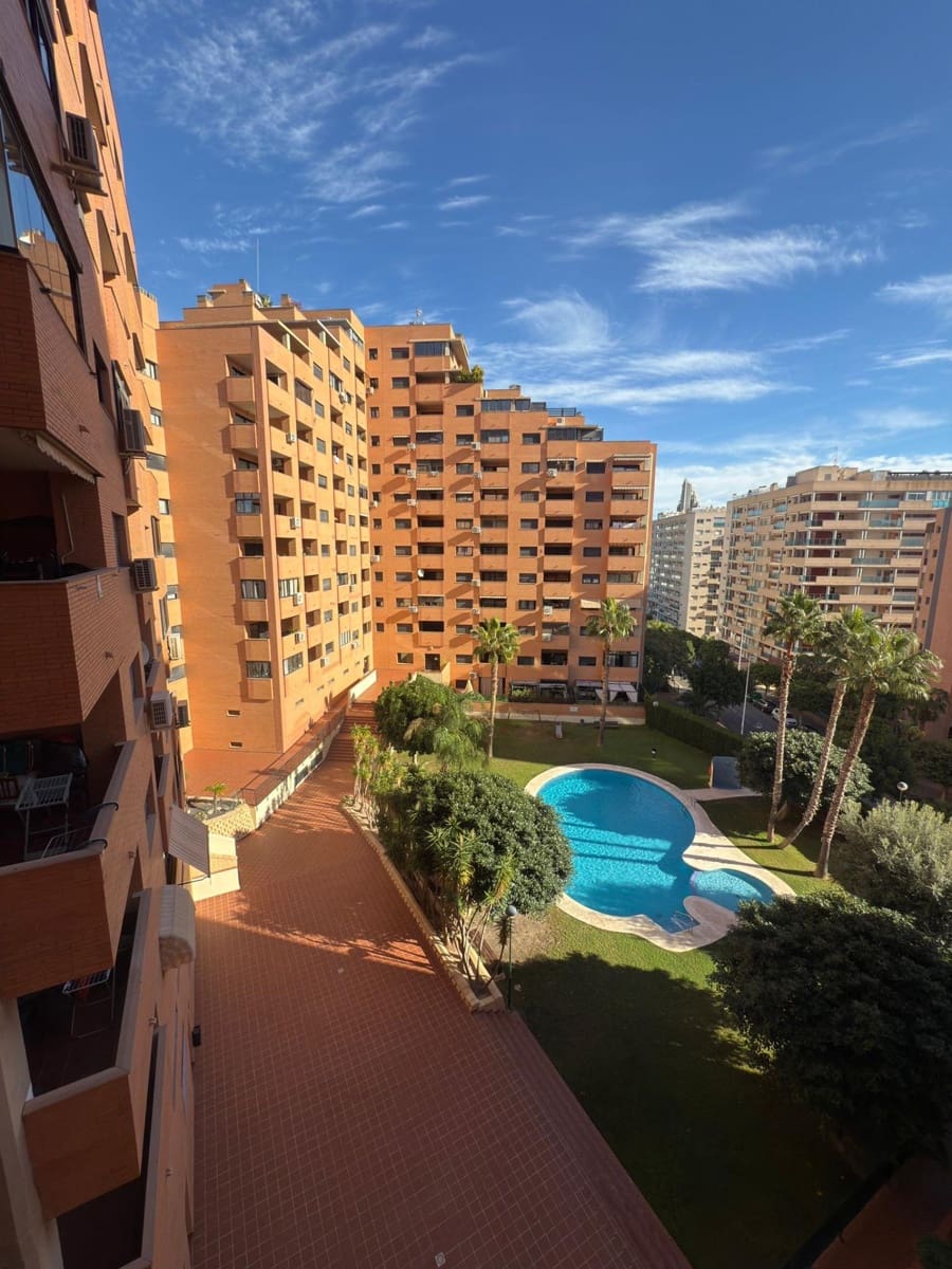 1 sypialnia Apartament na sprzedaż w La Villajoyosa / Vila Joiosa z basenem garażem - 216 500 € (Ref: 9383051)