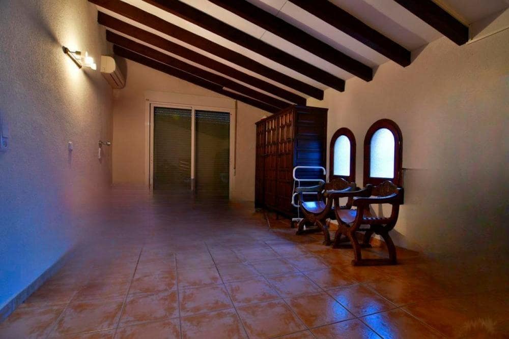 5 chambre Villa/Maison à vendre à Calpe / Calp avec piscine - 520 000 € (Ref: 9385724)