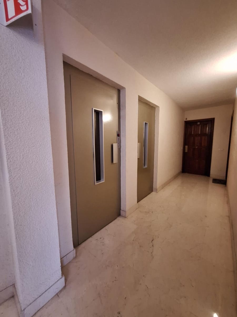 4 soverom Leilighet til salgs i Alicante by med garasje - € 435 000 (Ref: 9391000)