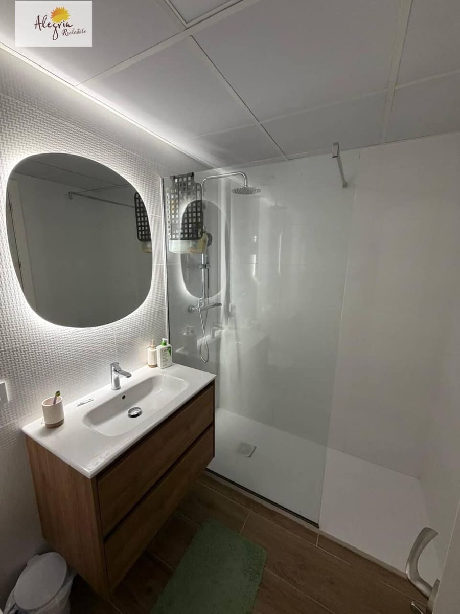 1 sovrum Lägenhet att hyra i Valencia stad - 1 300 € (Ref: 9393310)