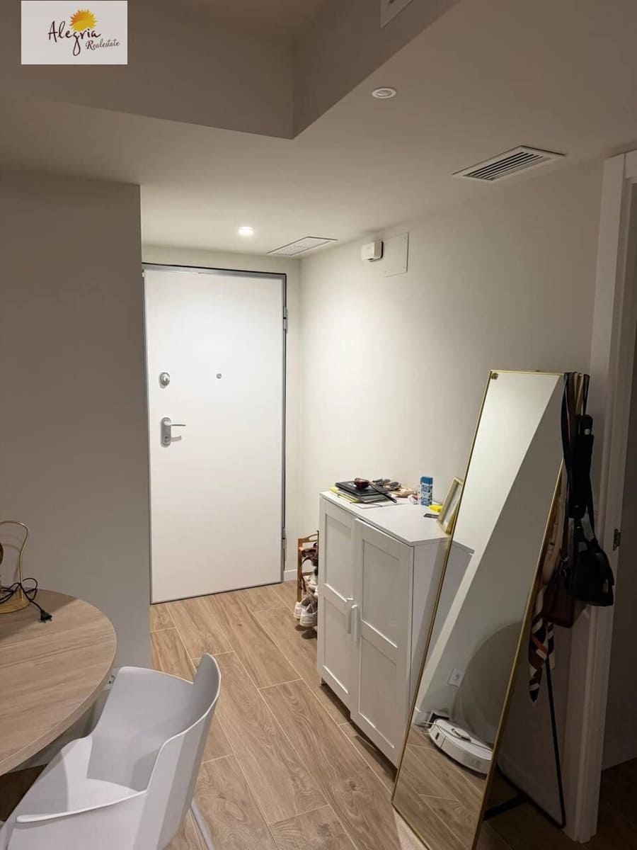 1 sovrum Lägenhet att hyra i Valencia stad - 1 300 € (Ref: 9393310)