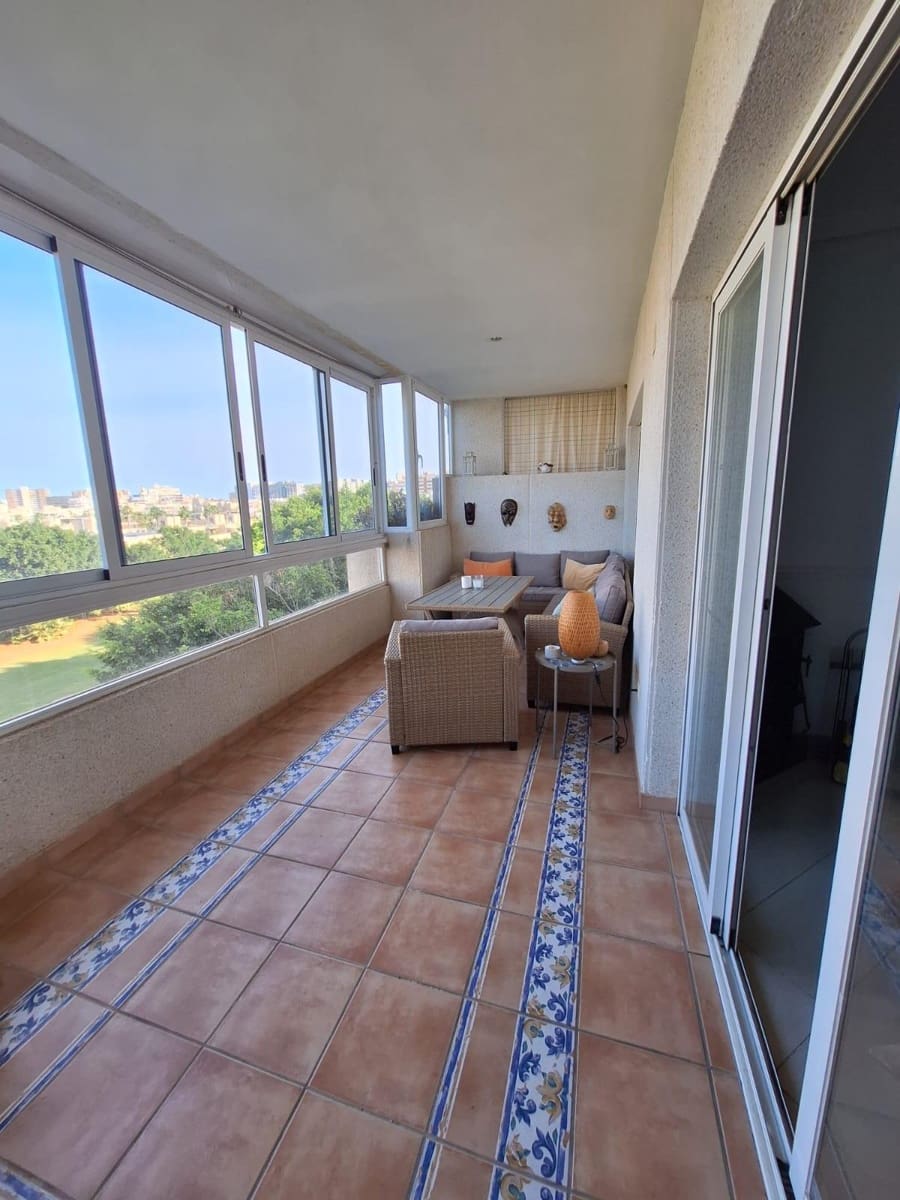 Piso de 3 habitaciones en Playa de San Juan en alquiler con piscina garaje - 1.800 € (Ref: 9403498)