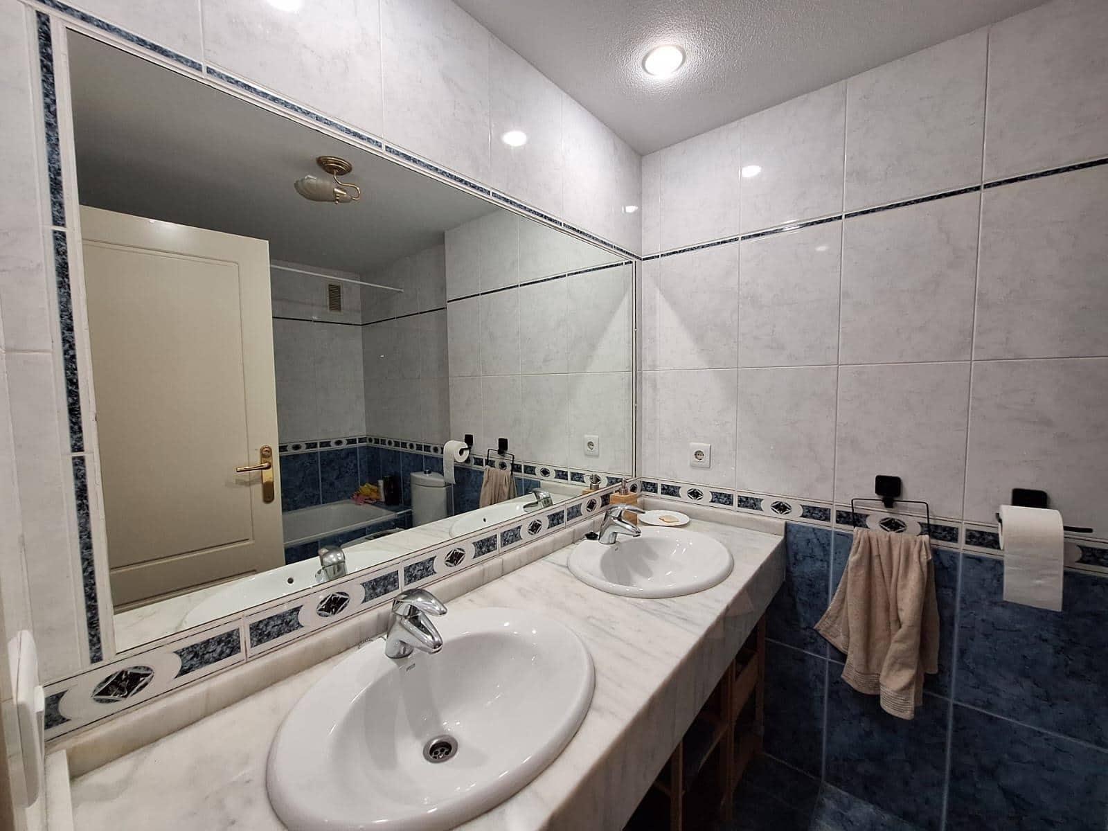 Piso de 3 habitaciones en Playa de San Juan en alquiler con piscina garaje - 1.800 € (Ref: 9403498)